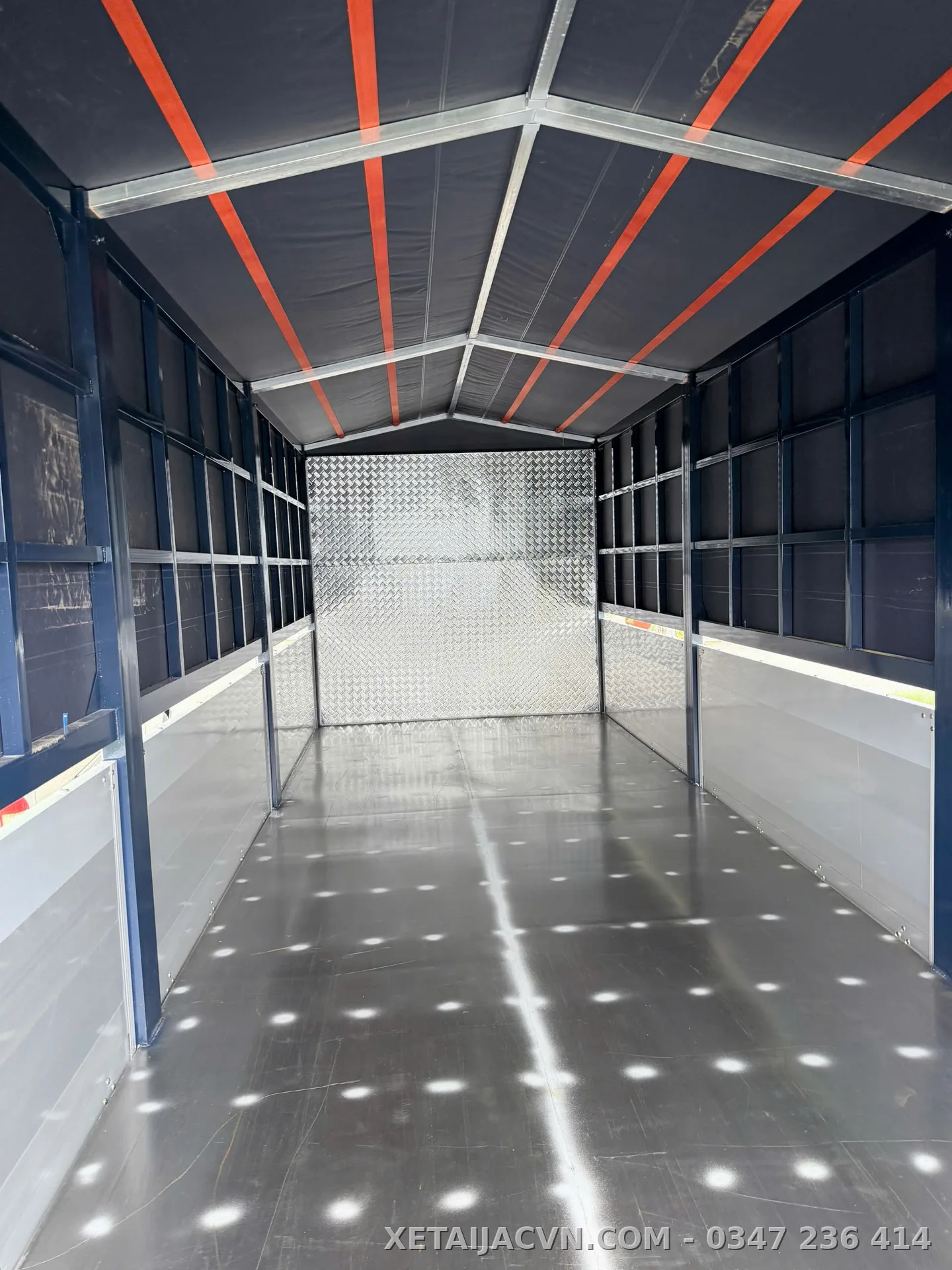 Thùng Inox bửng nhôm cao cấp