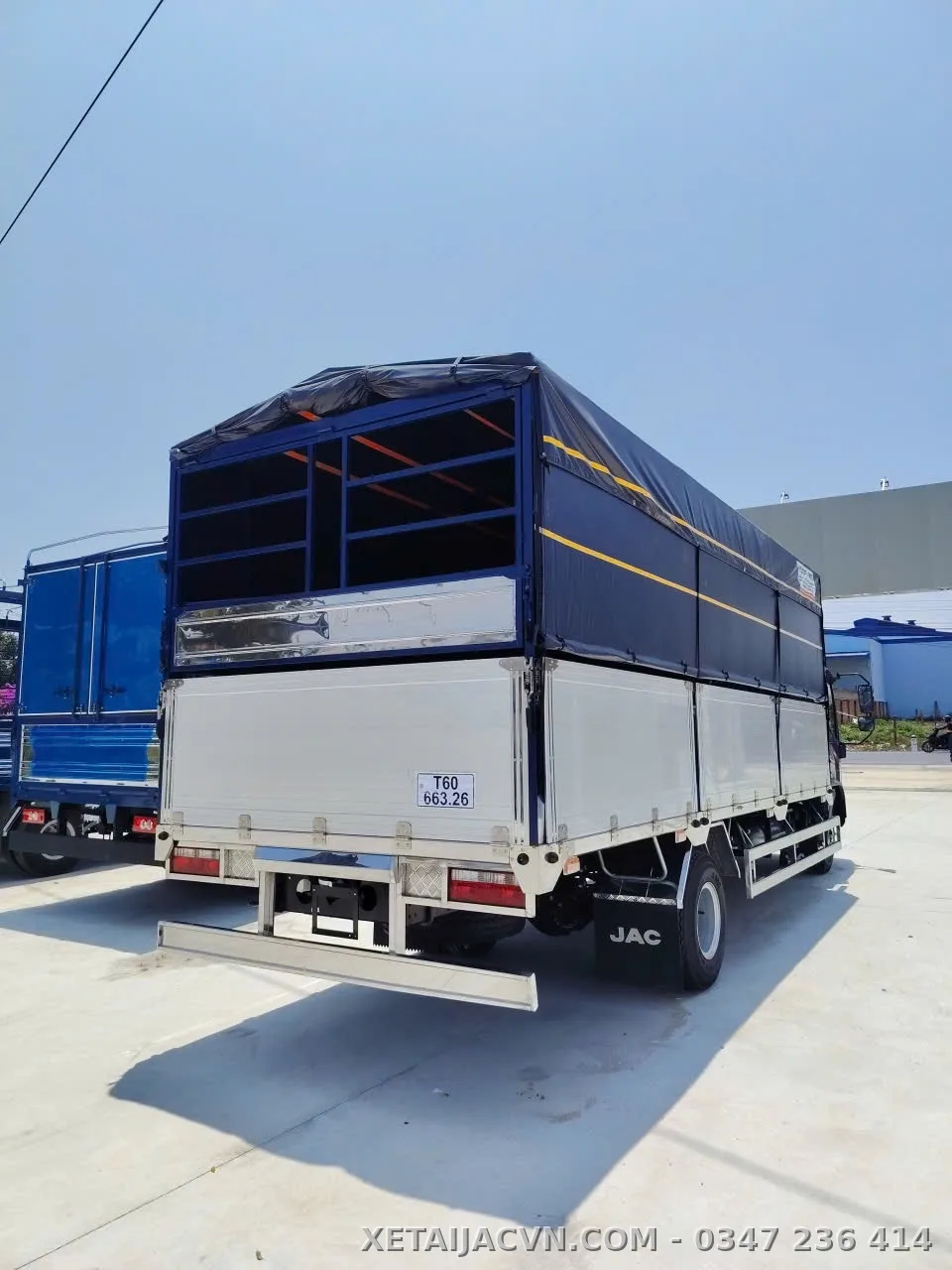 Thùng inox bửng nhôm tiêu chuẩn