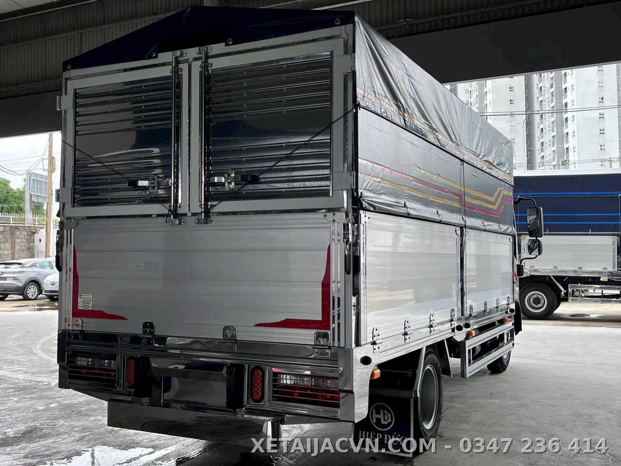 Thùng inox bửng nhôm