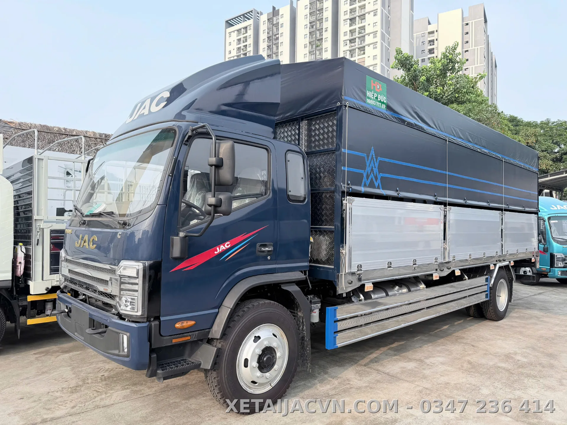Thùng Inox bửng nhôm cao cấp