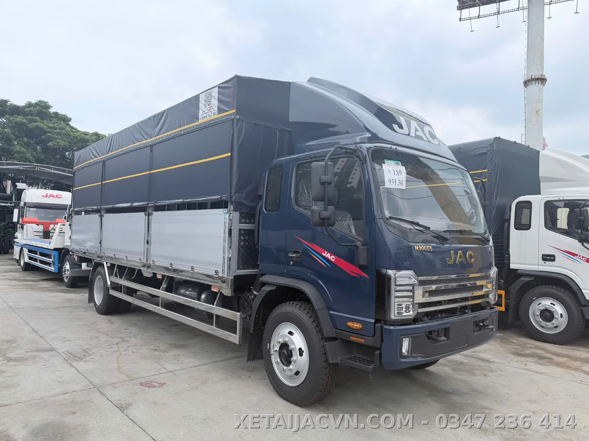 thùng inox bửng nhôm tiêu chuẩn