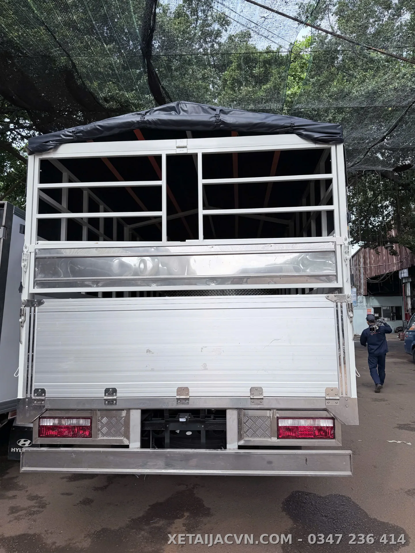 Thùng inox bửng nhôm